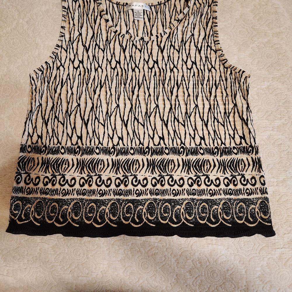 Rageal Black and White Graphic Crop Blouse, Size Xl 100% Polyester, Stretchy